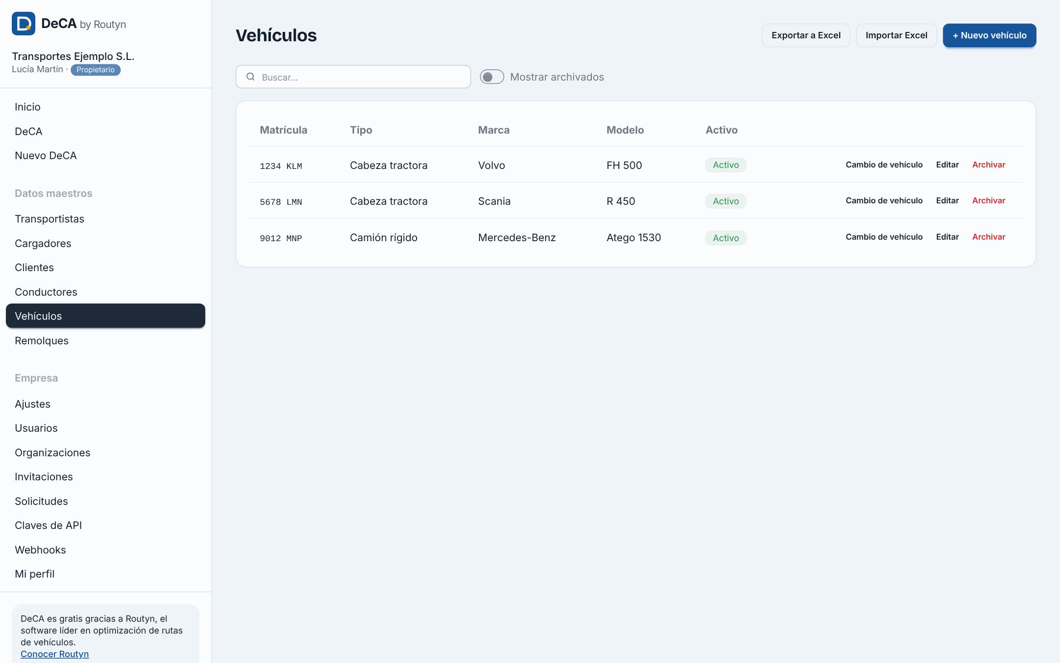 Lista de vehículos de la flota con matrícula, marca y modelo